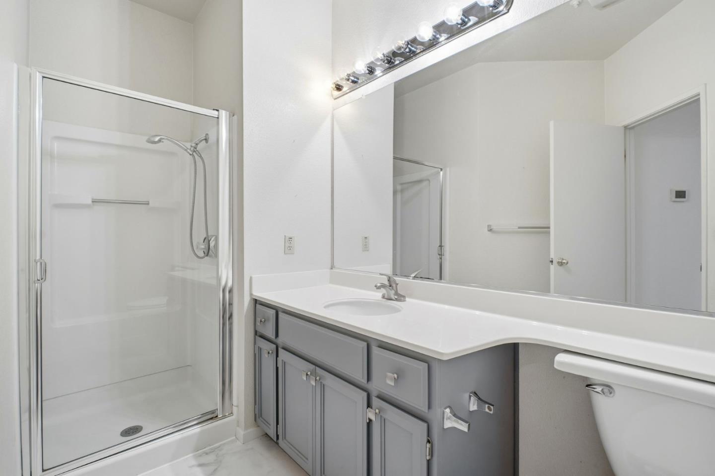 Detail Gallery Image 15 of 47 For 1885 Flagstone Dr, Union City,  CA 94587 - 3 Beds | 3 Baths