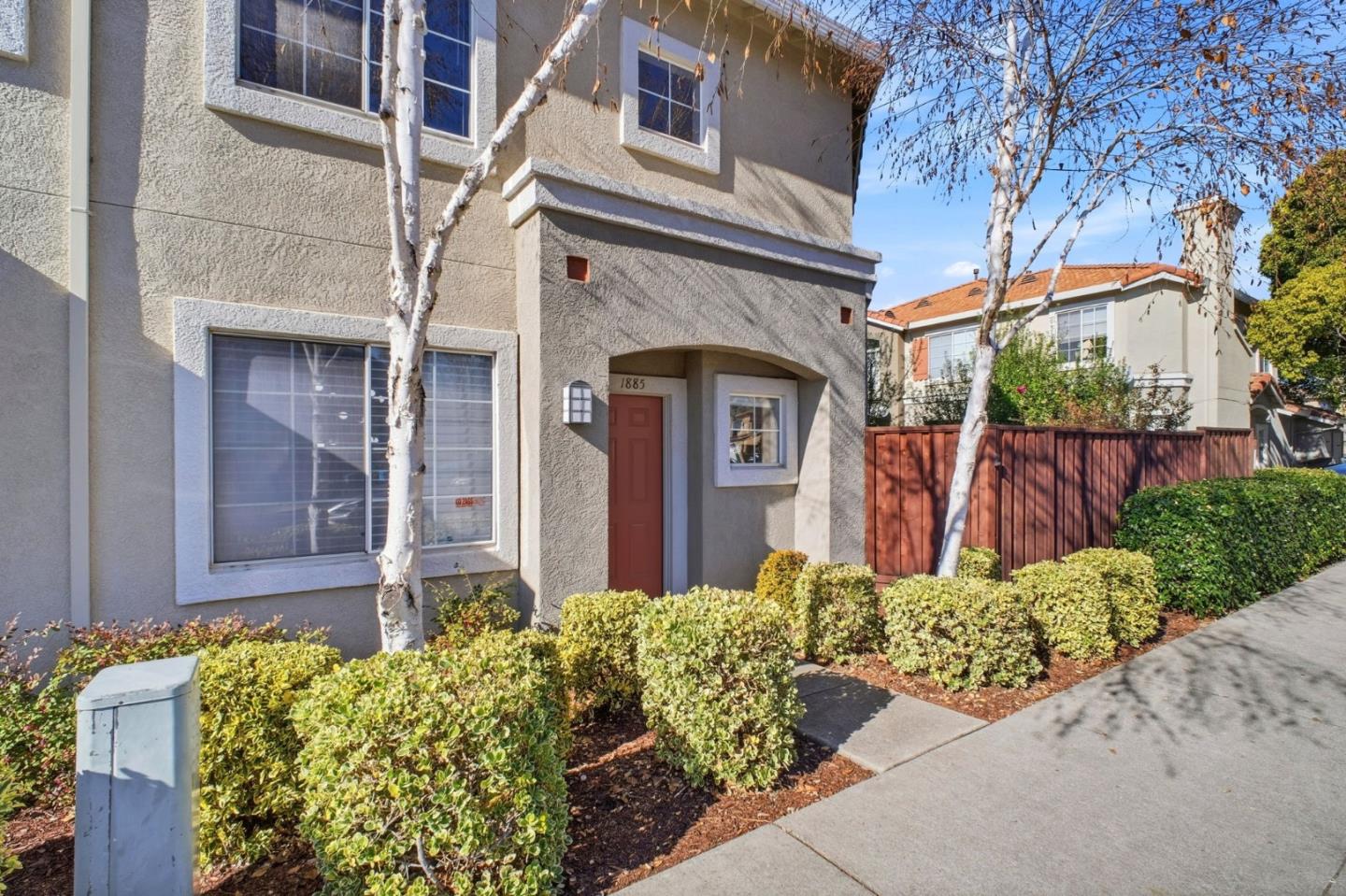 Detail Gallery Image 2 of 47 For 1885 Flagstone Dr, Union City,  CA 94587 - 3 Beds | 3 Baths