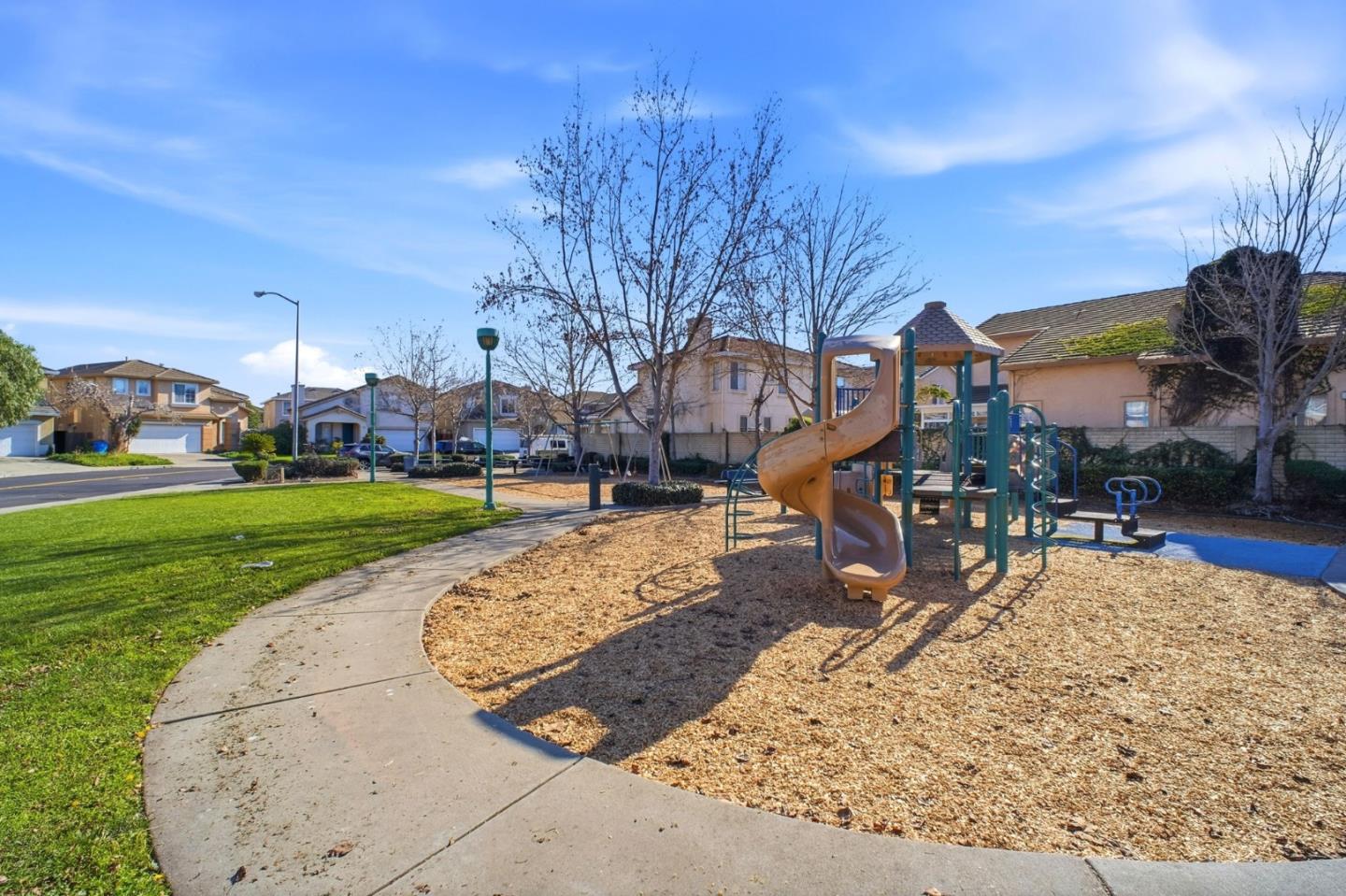 Detail Gallery Image 23 of 47 For 1885 Flagstone Dr, Union City,  CA 94587 - 3 Beds | 3 Baths