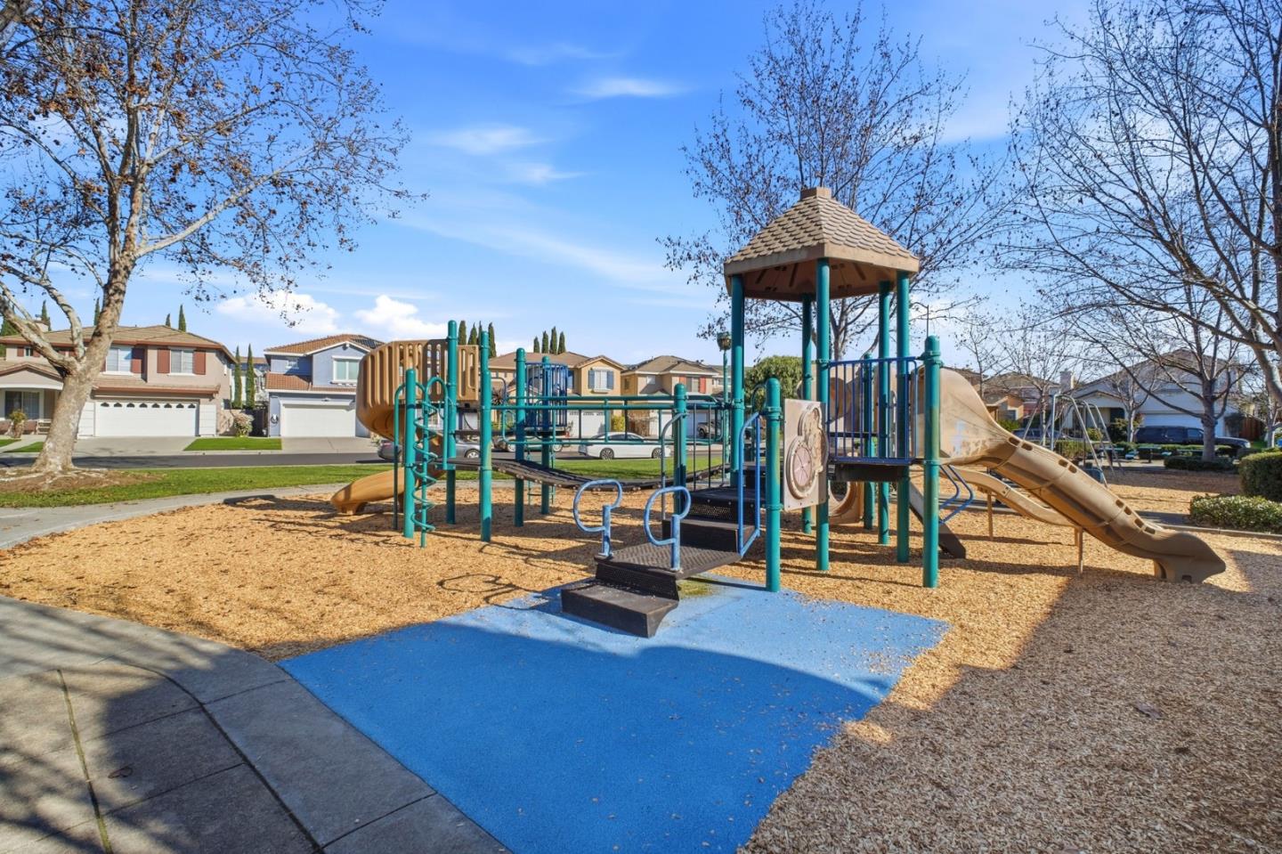 Detail Gallery Image 24 of 47 For 1885 Flagstone Dr, Union City,  CA 94587 - 3 Beds | 3 Baths