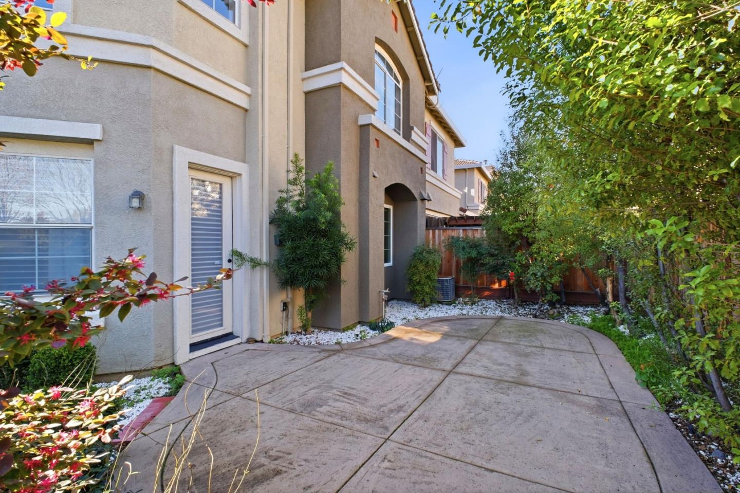 Detail Gallery Image 42 of 47 For 1885 Flagstone Dr, Union City,  CA 94587 - 3 Beds | 3 Baths