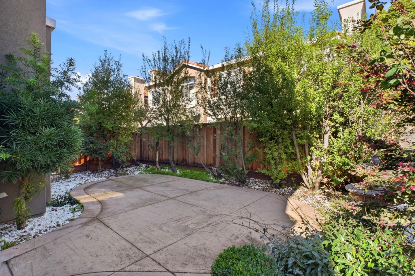 Detail Gallery Image 44 of 47 For 1885 Flagstone Dr, Union City,  CA 94587 - 3 Beds | 3 Baths