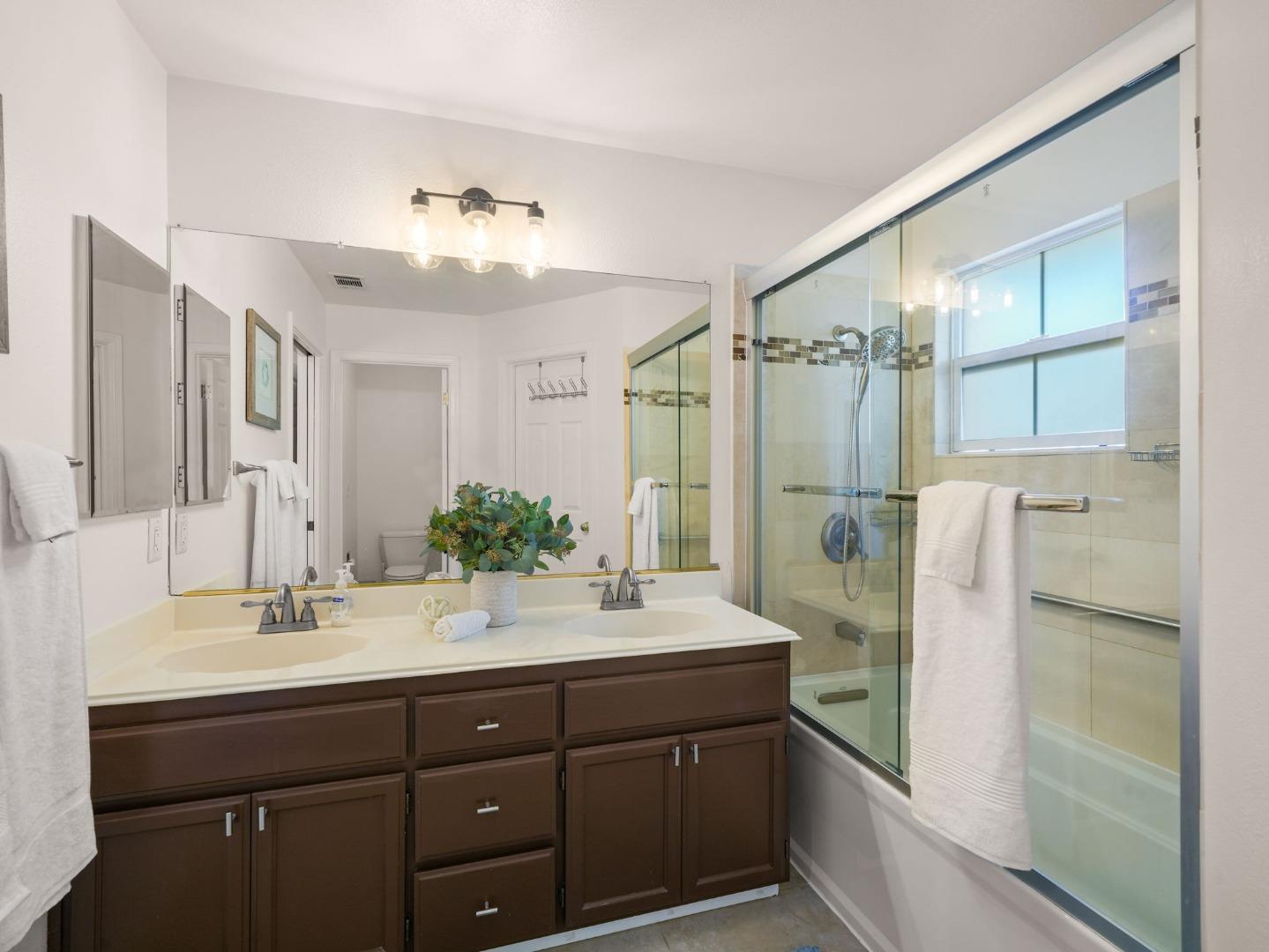 Detail Gallery Image 10 of 35 For 3454 Dayton Cmn, Fremont,  CA 94538 - 2 Beds | 2 Baths