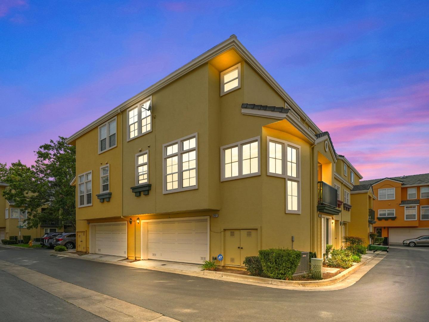 Detail Gallery Image 2 of 35 For 3454 Dayton Cmn, Fremont,  CA 94538 - 2 Beds | 2 Baths