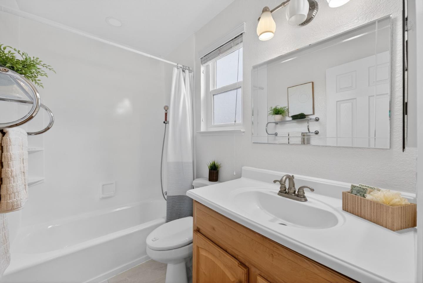 Photo #23: ML82032225 Listing: Photo #23