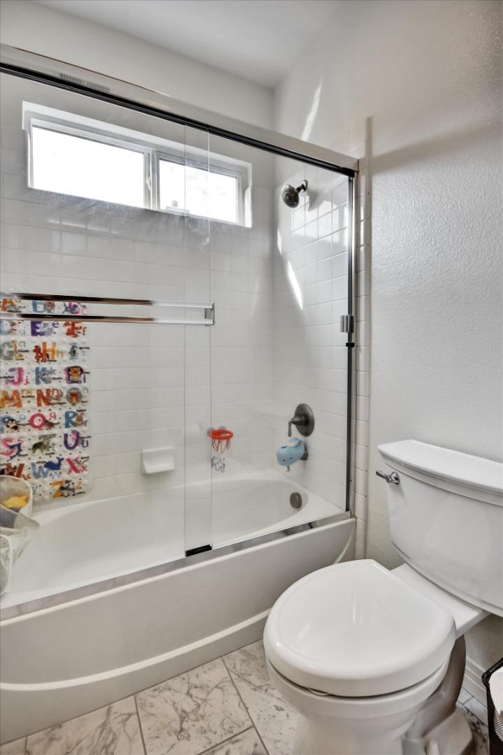 Detail Gallery Image 30 of 55 For 181 Fennel Ct, Morgan Hill,  CA 95037 - 5 Beds | 4/1 Baths