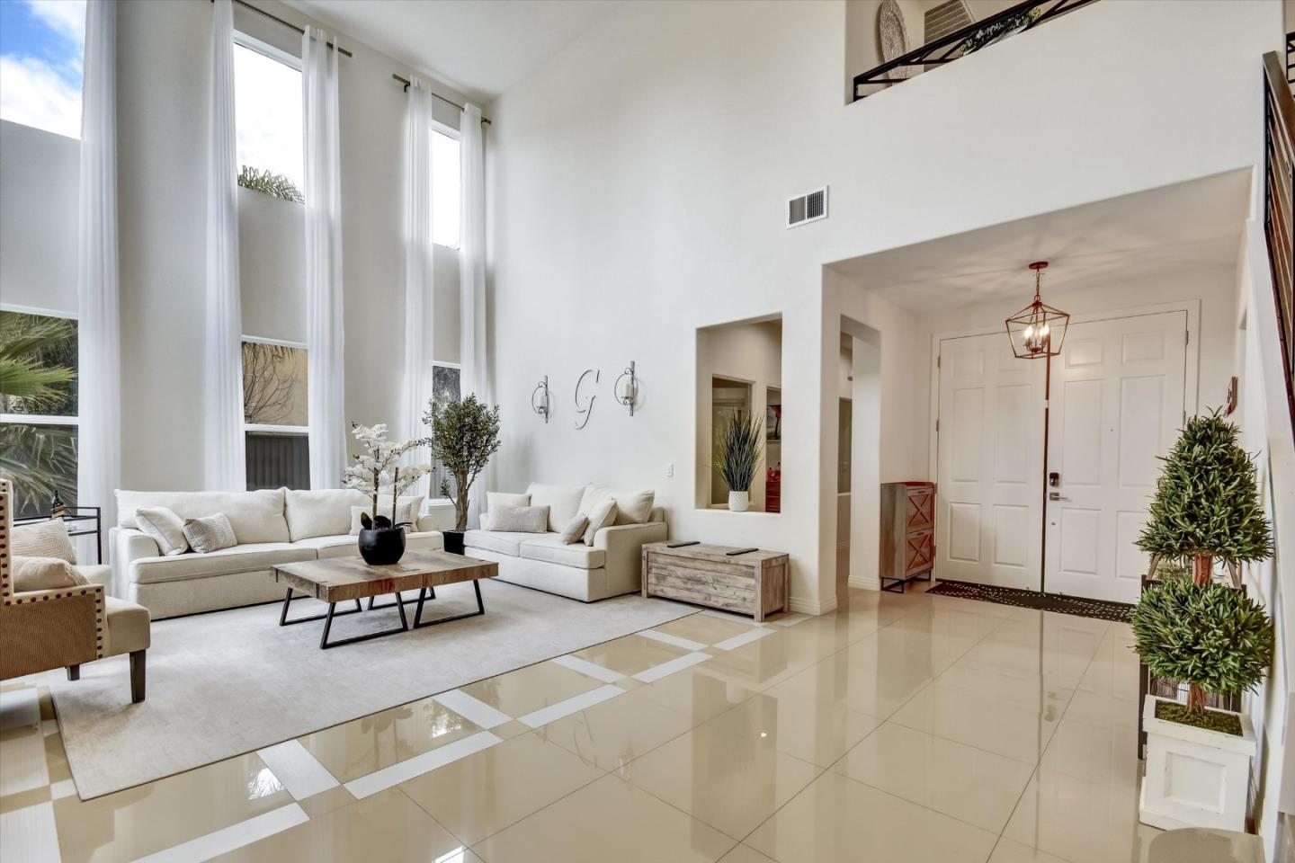 Detail Gallery Image 35 of 55 For 181 Fennel Ct, Morgan Hill,  CA 95037 - 5 Beds | 4/1 Baths