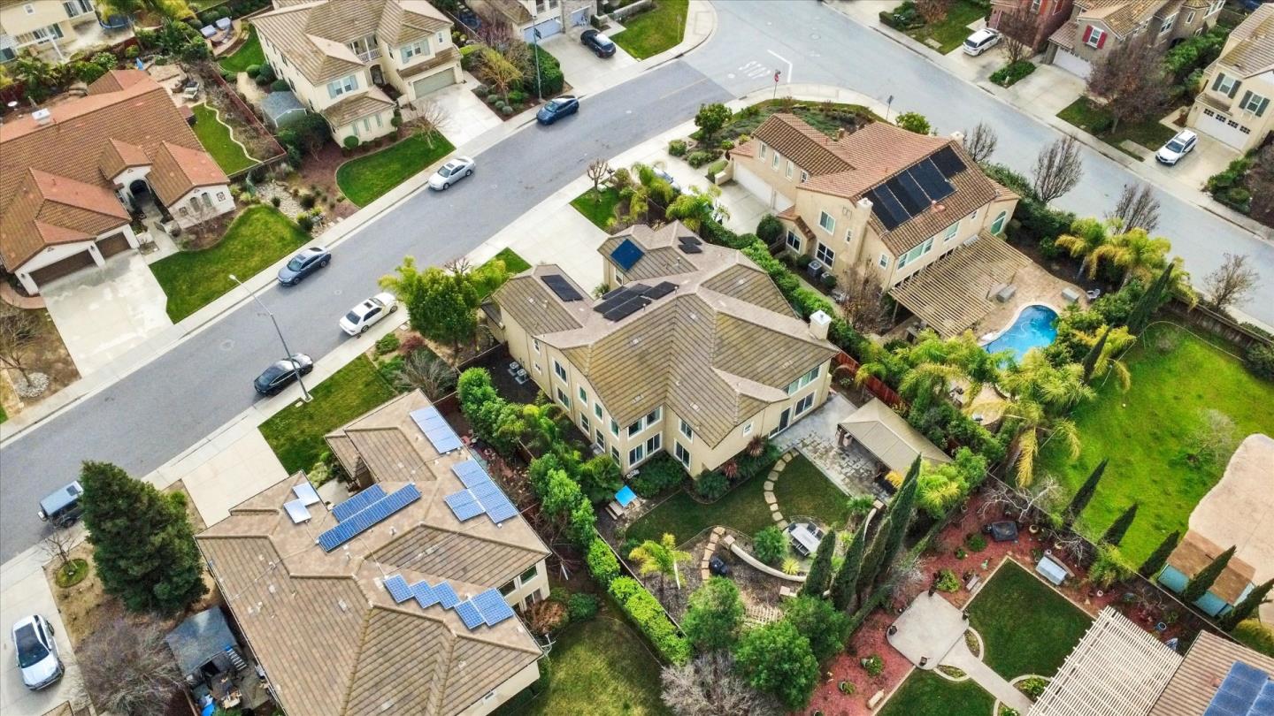 Detail Gallery Image 52 of 55 For 181 Fennel Ct, Morgan Hill,  CA 95037 - 5 Beds | 4/1 Baths