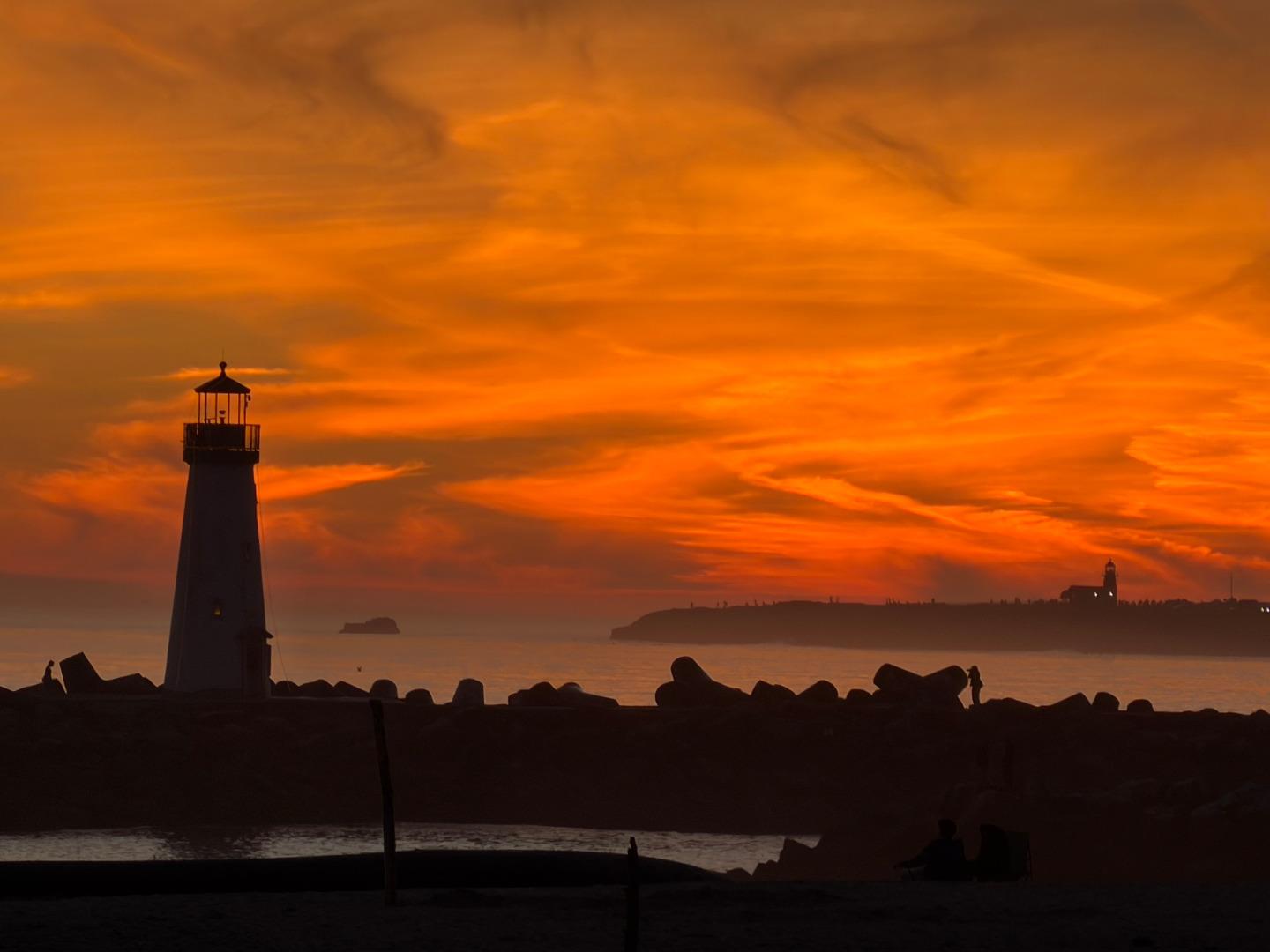 Detail Gallery Image 30 of 30 For 1130 E Cliff Dr, Santa Cruz,  CA 95062 - 2 Beds | 1 Baths