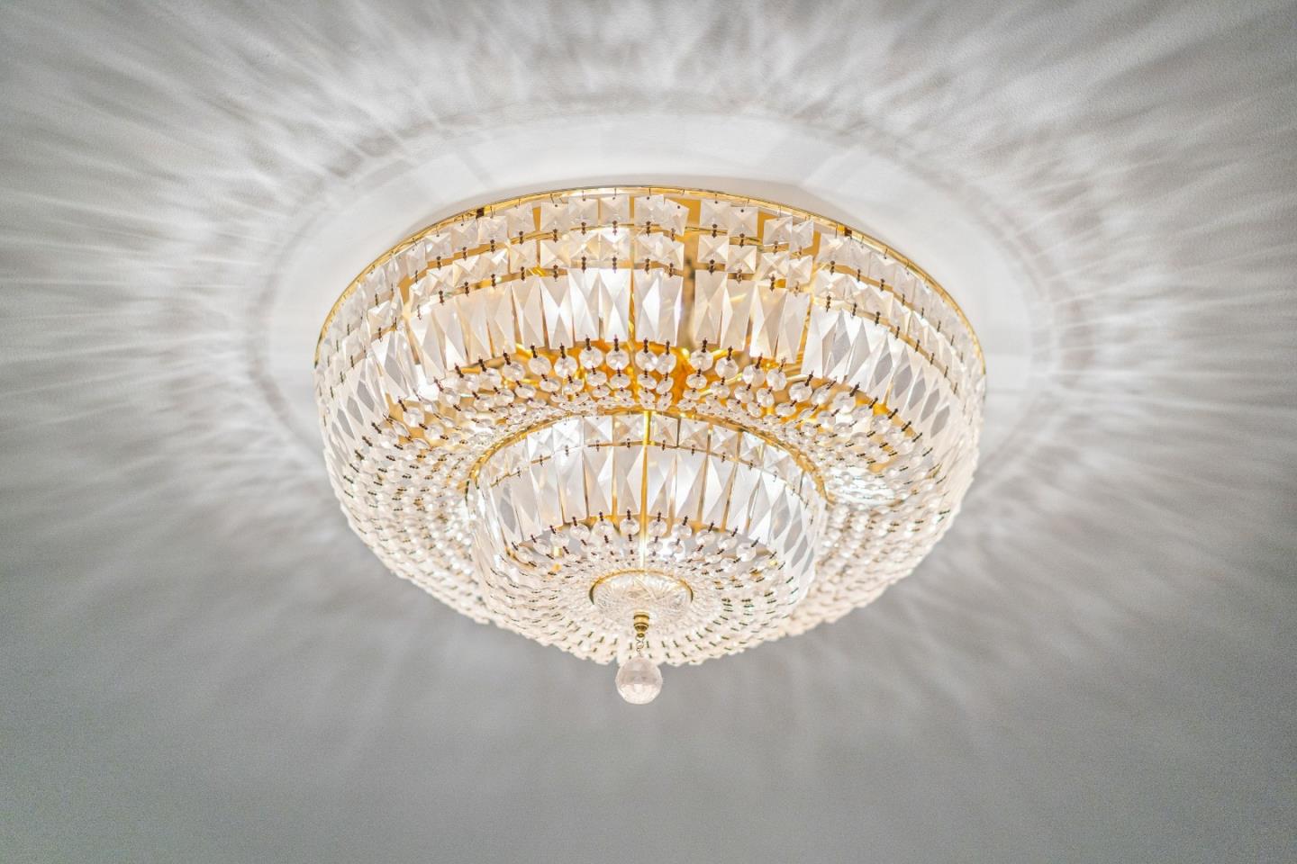 Detail Gallery Image 13 of 68 For 257 S Ashton Ave, Millbrae,  CA 94030 - 5 Beds | 4 Baths