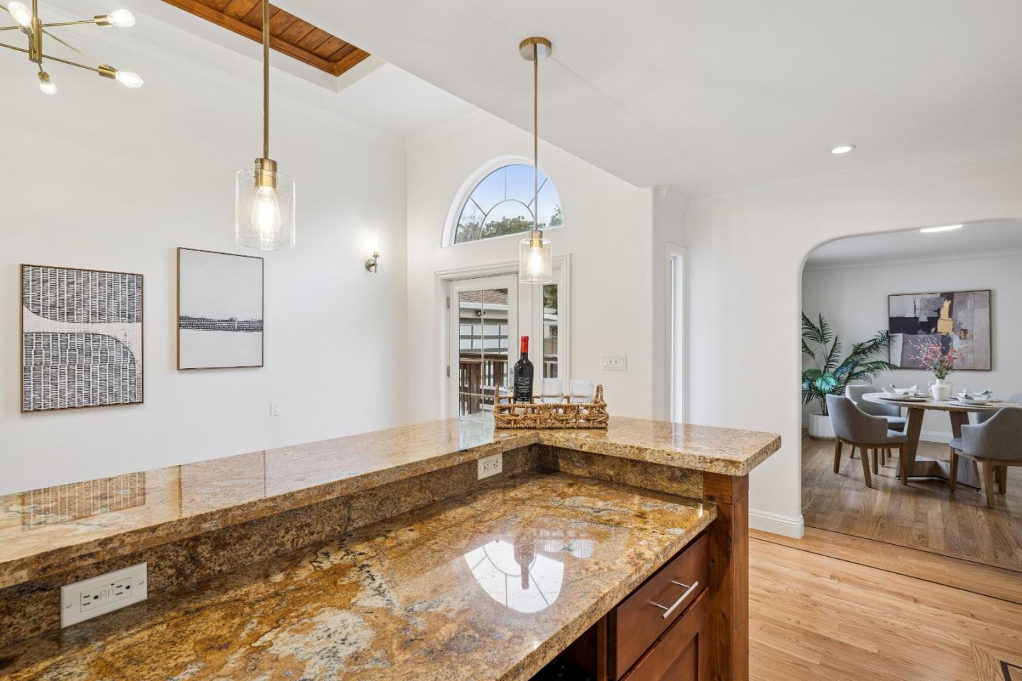 Detail Gallery Image 26 of 68 For 257 S Ashton Ave, Millbrae,  CA 94030 - 5 Beds | 4 Baths