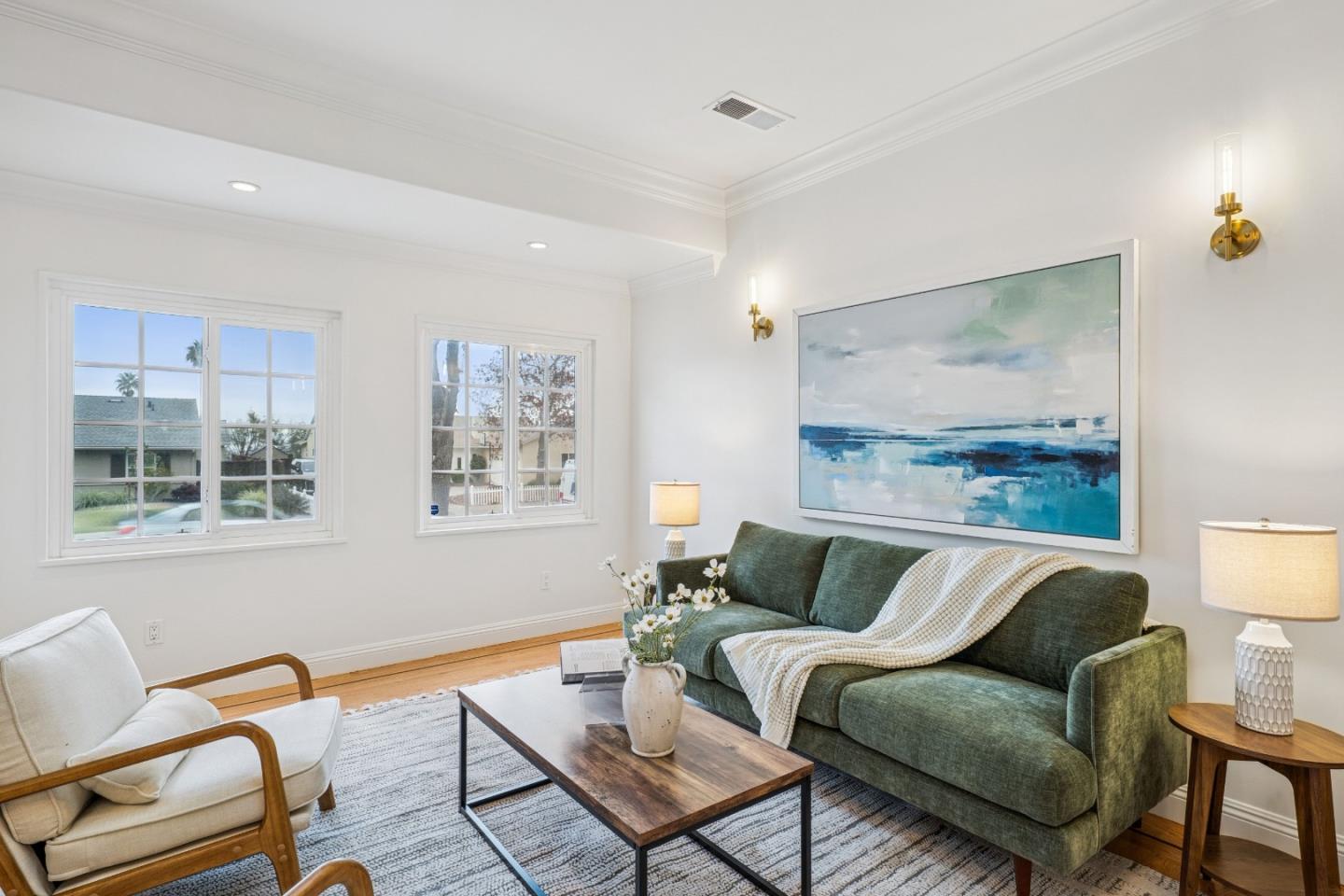 Detail Gallery Image 8 of 68 For 257 S Ashton Ave, Millbrae,  CA 94030 - 5 Beds | 4 Baths