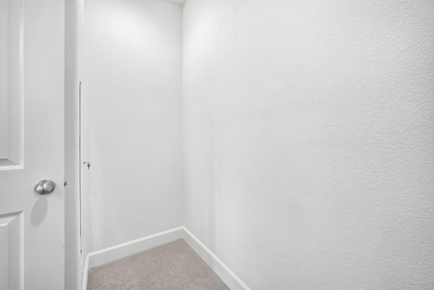 Detail Gallery Image 18 of 36 For 5724 Pandorea Ter, Newark,  CA 94560 - 2 Beds | 2/1 Baths