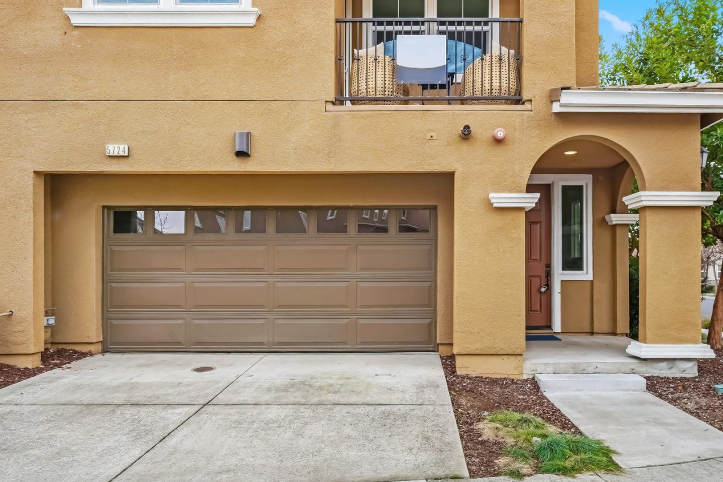 Detail Gallery Image 29 of 36 For 5724 Pandorea Ter, Newark,  CA 94560 - 2 Beds | 2/1 Baths