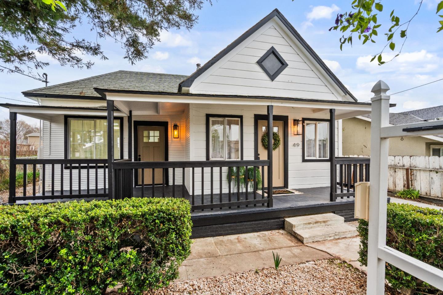 Detail Gallery Image 14 of 32 For 49 Hawkins St, Hollister,  CA 95023 - 2 Beds | 1 Baths