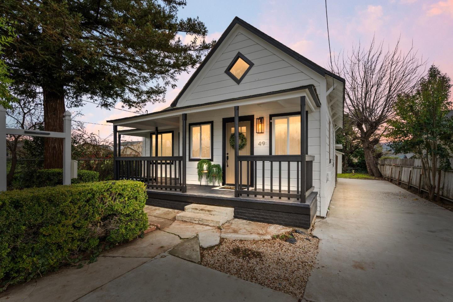 Detail Gallery Image 15 of 32 For 49 Hawkins St, Hollister,  CA 95023 - 2 Beds | 1 Baths