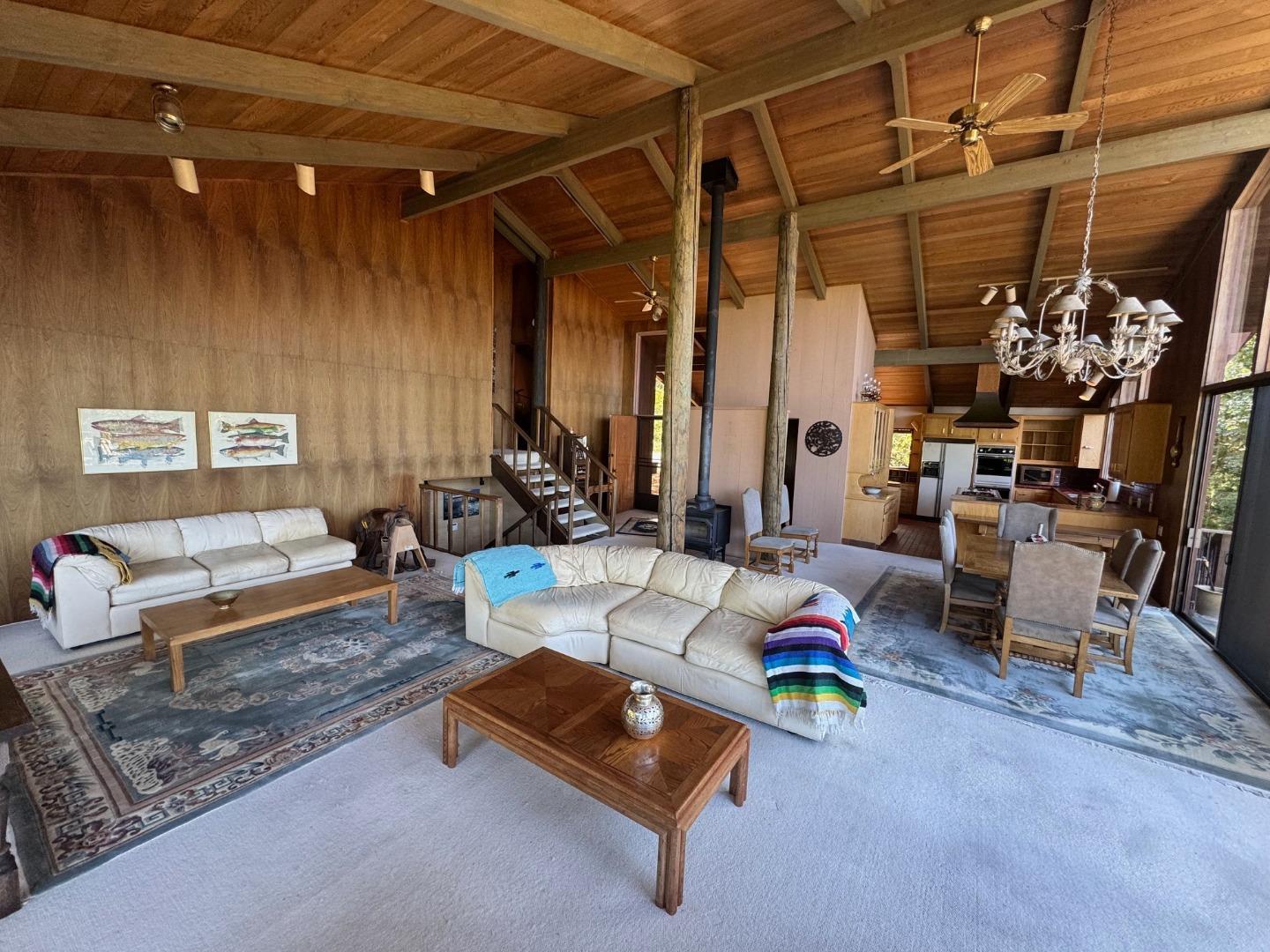 Detail Gallery Image 15 of 86 For 45 Ranch Rd, Woodside,  CA 94062 - 3 Beds | 3/1 Baths