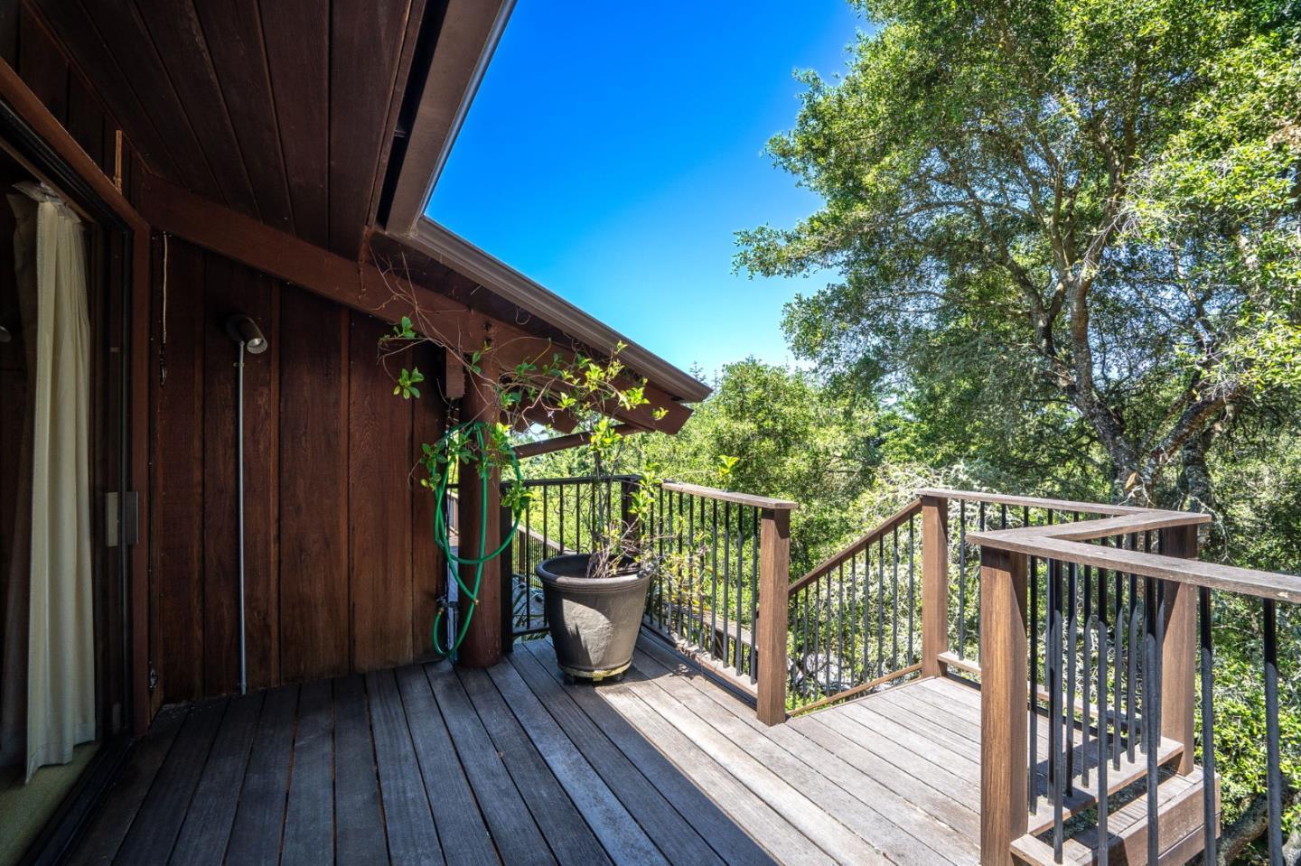 Detail Gallery Image 28 of 86 For 45 Ranch Rd, Woodside,  CA 94062 - 3 Beds | 3/1 Baths