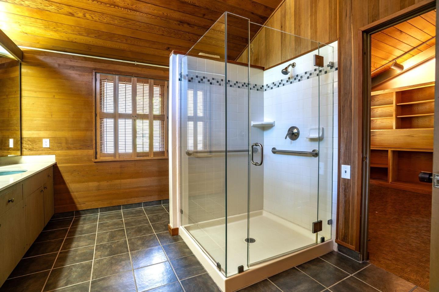 Detail Gallery Image 42 of 86 For 45 Ranch Rd, Woodside,  CA 94062 - 3 Beds | 3/1 Baths