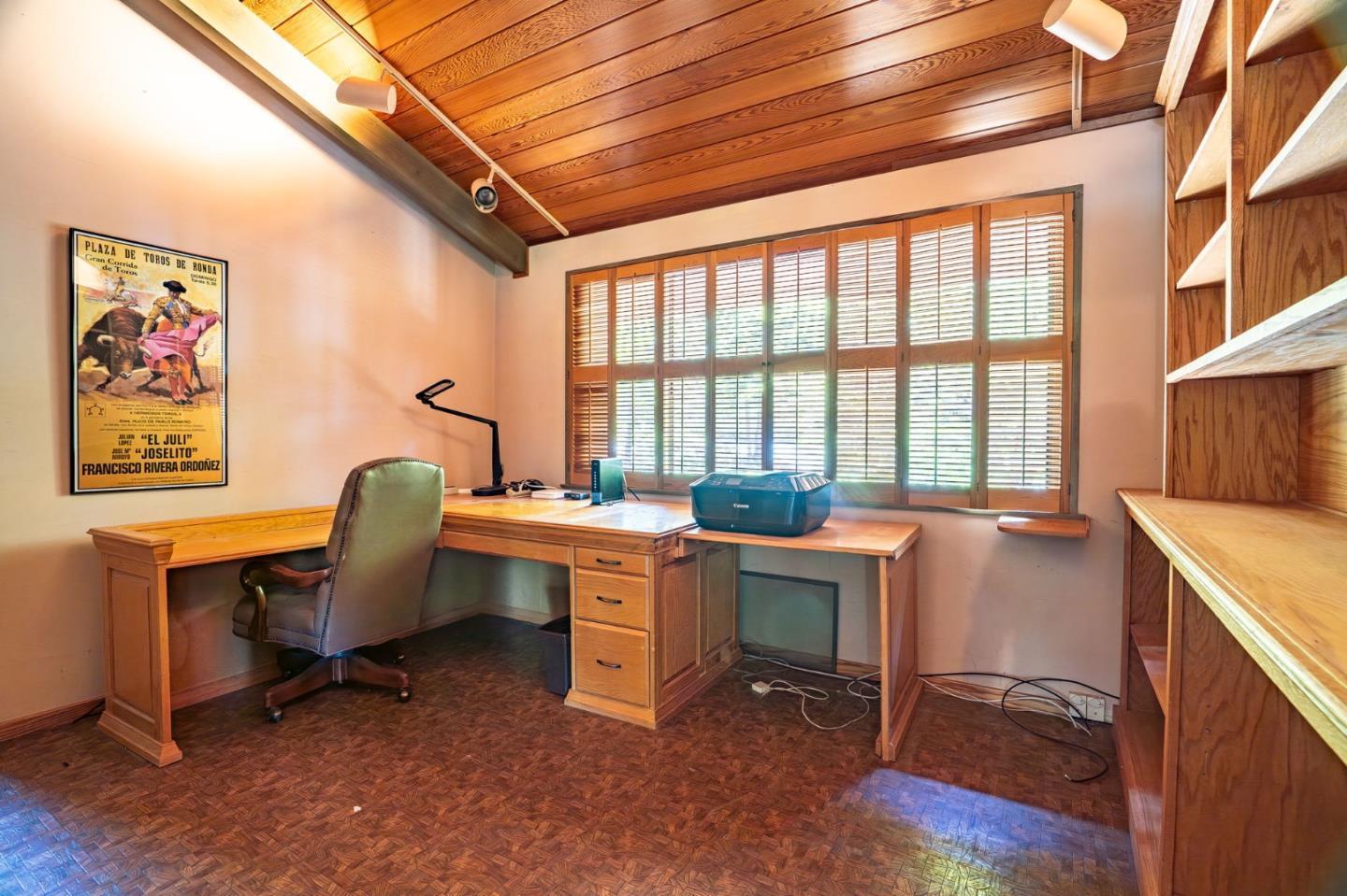 Detail Gallery Image 47 of 86 For 45 Ranch Rd, Woodside,  CA 94062 - 3 Beds | 3/1 Baths