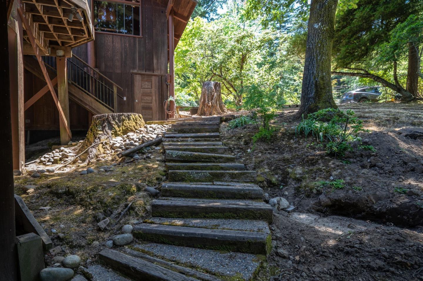 Detail Gallery Image 60 of 86 For 45 Ranch Rd, Woodside,  CA 94062 - 3 Beds | 3/1 Baths