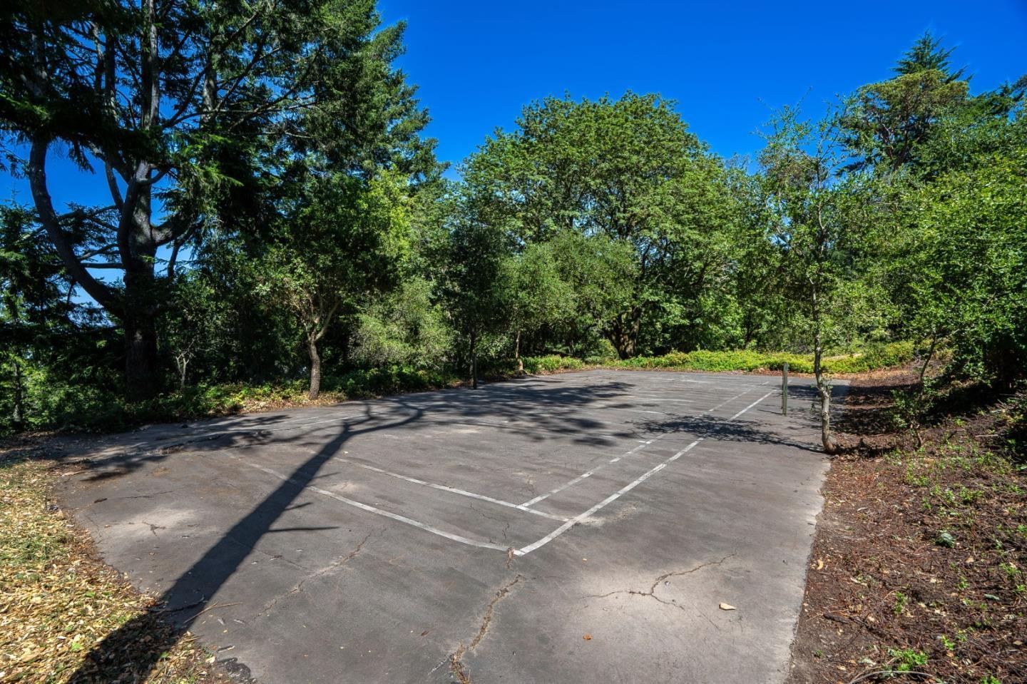 Detail Gallery Image 74 of 86 For 45 Ranch Rd, Woodside,  CA 94062 - 3 Beds | 3/1 Baths