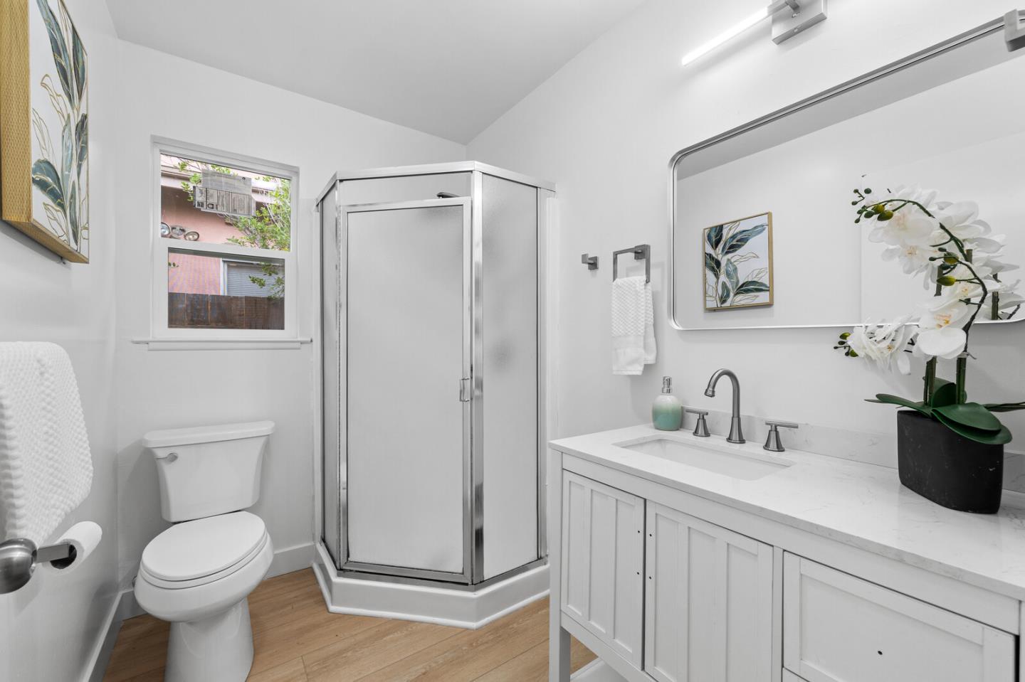 Detail Gallery Image 17 of 33 For 80 Watkins Ave, Atherton,  CA 94027 - 3 Beds | 2 Baths