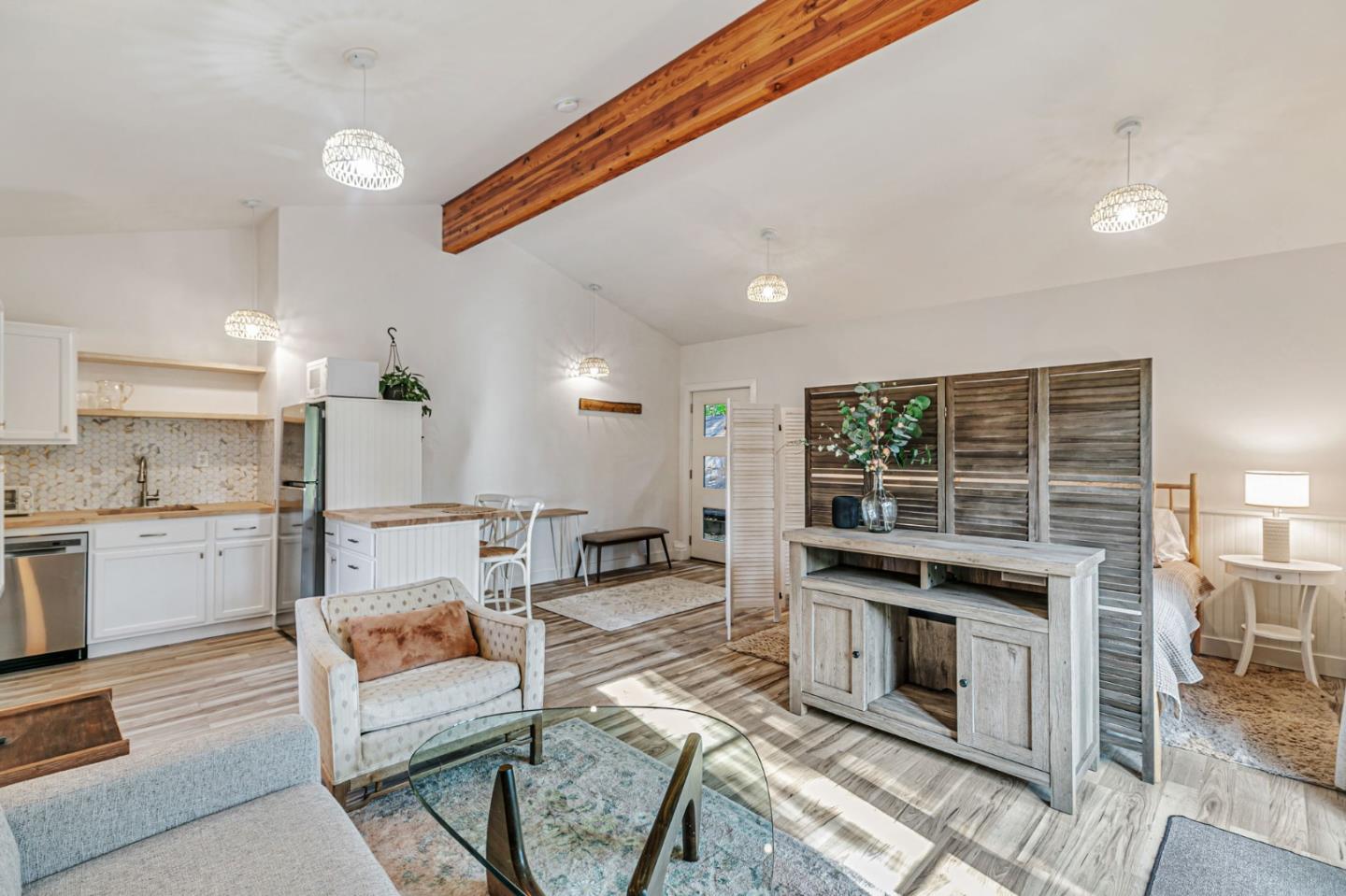 Detail Gallery Image 29 of 39 For 15393 via Caballero, Monte Sereno,  CA 95030 - 5 Beds | 4/1 Baths