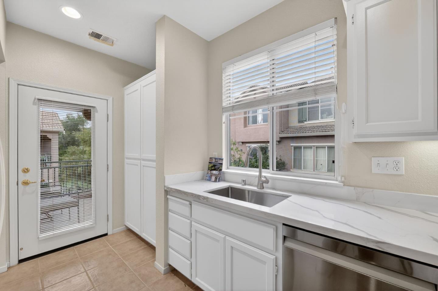 Photo #13: ML82032243 Listing: Photo #13