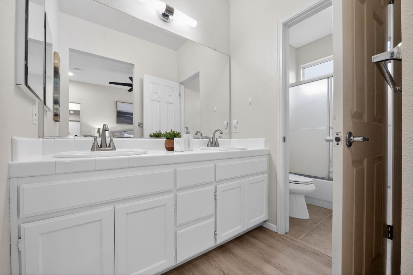 Photo #27: ML82032243 Listing: Photo #27