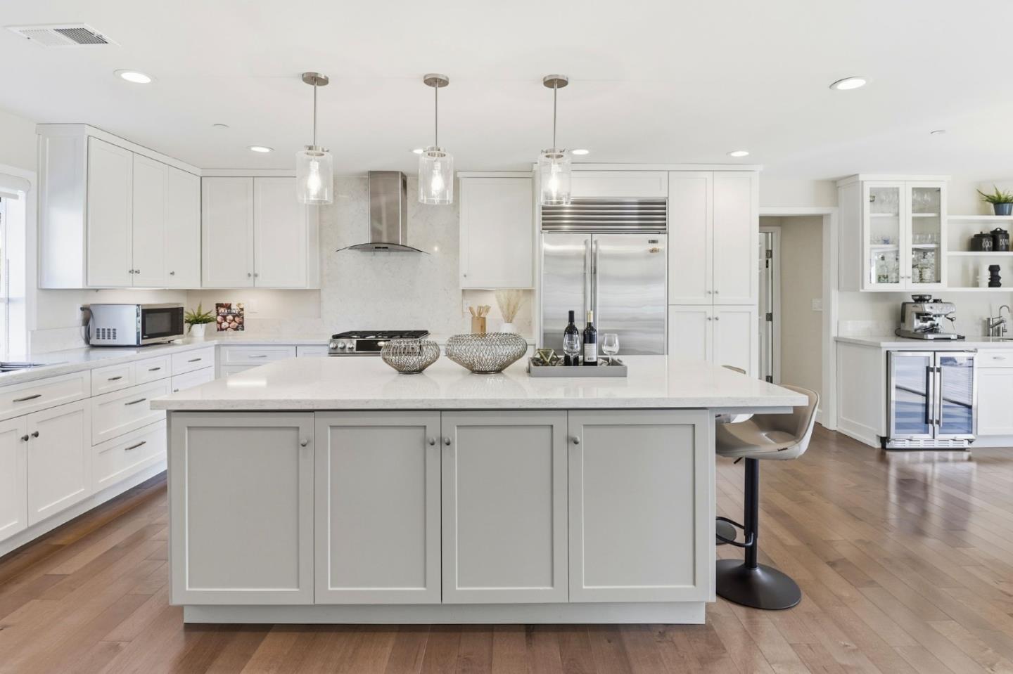 Detail Gallery Image 11 of 67 For 1660 Parrott Dr, San Mateo,  CA 94402 - 3 Beds | 3 Baths