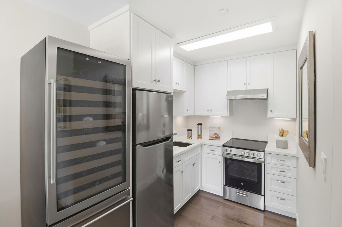 Detail Gallery Image 25 of 67 For 1660 Parrott Dr, San Mateo,  CA 94402 - 3 Beds | 3 Baths