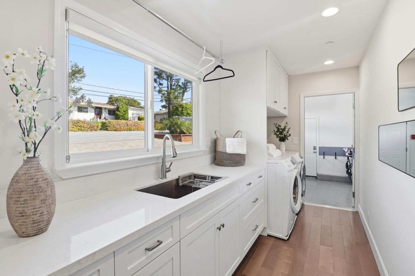 Detail Gallery Image 39 of 67 For 1660 Parrott Dr, San Mateo,  CA 94402 - 3 Beds | 3 Baths