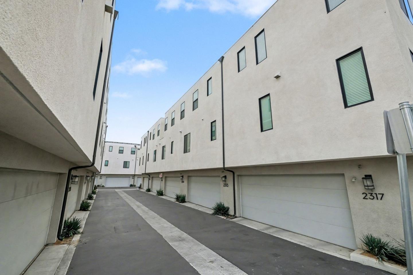 Detail Gallery Image 24 of 24 For 2313 Acara Cir, San Diego,  CA 92154 - 3 Beds | 3 Baths