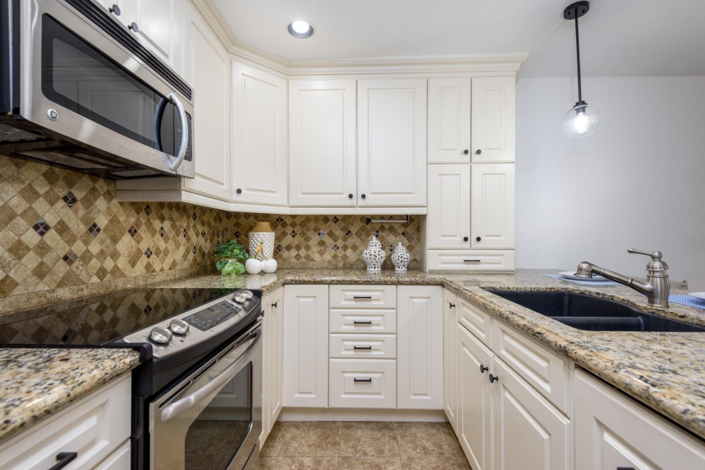 Detail Gallery Image 5 of 13 For 626 Mariners Island Blvd #206,  San Mateo,  CA 94404 - 1 Beds | 1 Baths