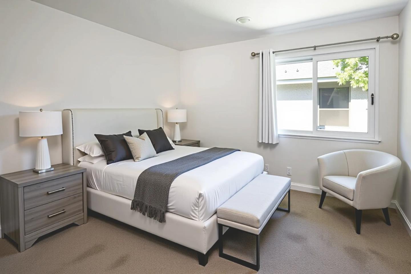 Detail Gallery Image 7 of 16 For 212 Albacore Ln, Foster City,  CA 94404 - 2 Beds | 2 Baths