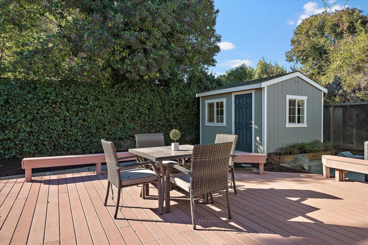 Detail Gallery Image 17 of 21 For 1172 Woodrow St, Redwood City,  CA 94061 - 3 Beds | 2 Baths