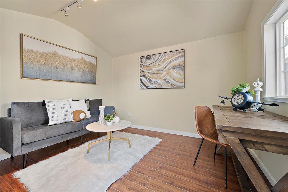 Detail Gallery Image 18 of 21 For 1172 Woodrow St, Redwood City,  CA 94061 - 3 Beds | 2 Baths