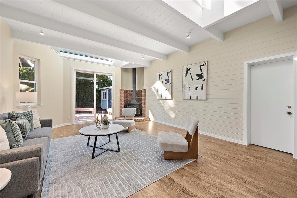 Detail Gallery Image 8 of 21 For 1172 Woodrow St, Redwood City,  CA 94061 - 3 Beds | 2 Baths