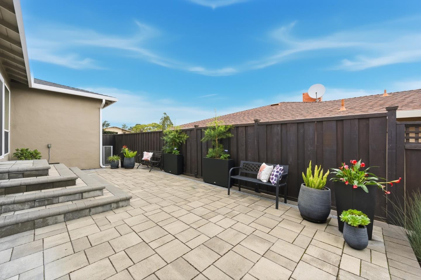 Detail Gallery Image 11 of 44 For 430 Rolling Hills Ave, San Mateo,  CA 94403 - 4 Beds | 3 Baths