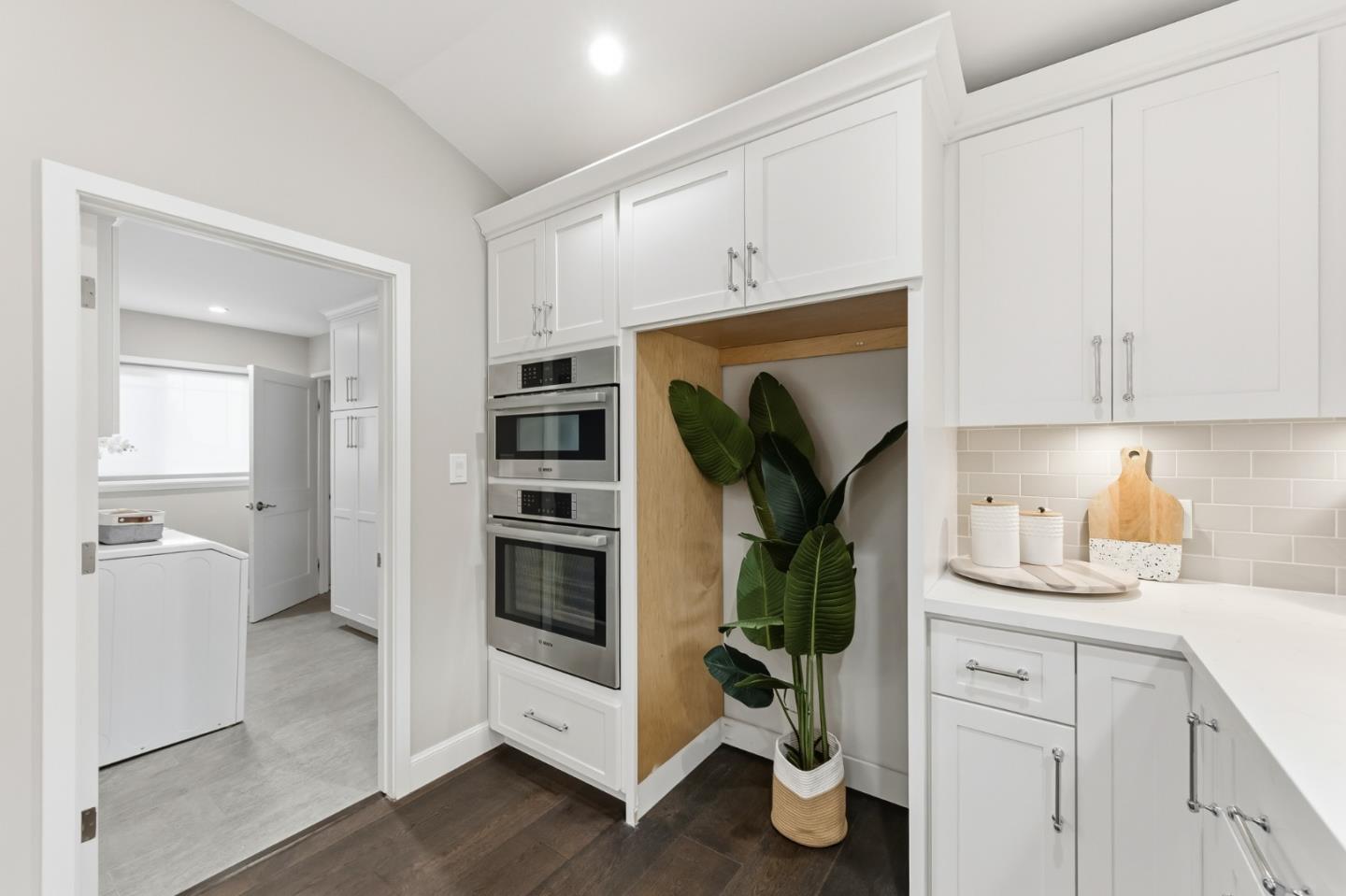 Detail Gallery Image 18 of 44 For 430 Rolling Hills Ave, San Mateo,  CA 94403 - 4 Beds | 3 Baths