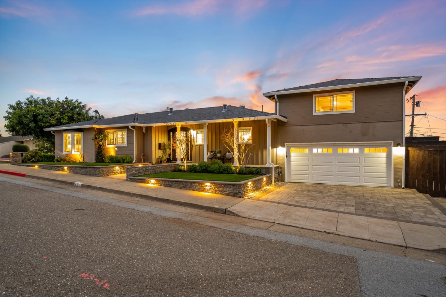 Detail Gallery Image 5 of 44 For 430 Rolling Hills Ave, San Mateo,  CA 94403 - 4 Beds | 3 Baths