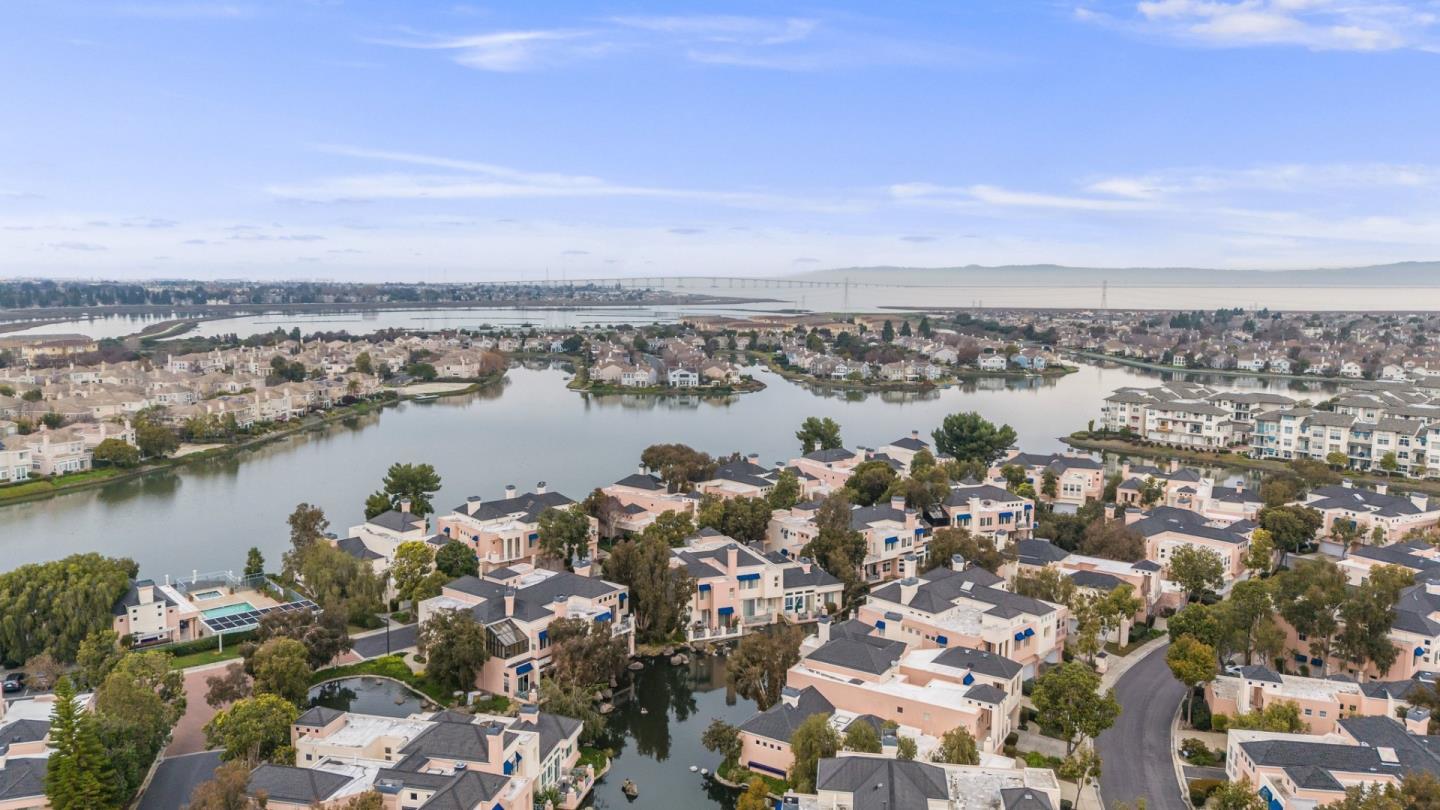 Detail Gallery Image 43 of 48 For 852 Lakeshore Dr, Redwood City,  CA 94065 - 2 Beds | 2 Baths