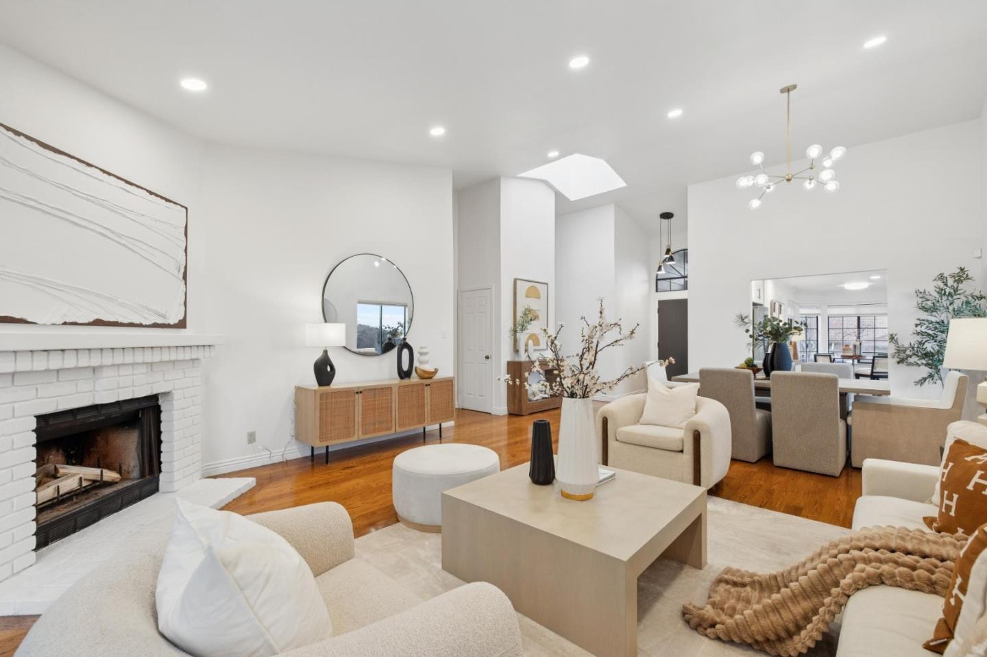 Detail Gallery Image 12 of 41 For 1637 Toyon Ct, San Mateo,  CA 94403 - 2 Beds | 2 Baths