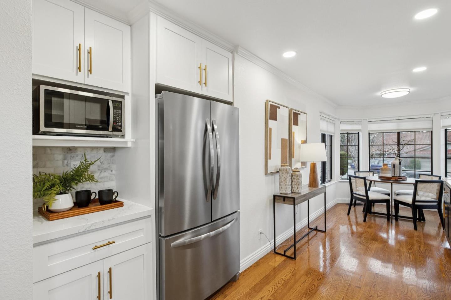 Detail Gallery Image 17 of 41 For 1637 Toyon Ct, San Mateo,  CA 94403 - 2 Beds | 2 Baths