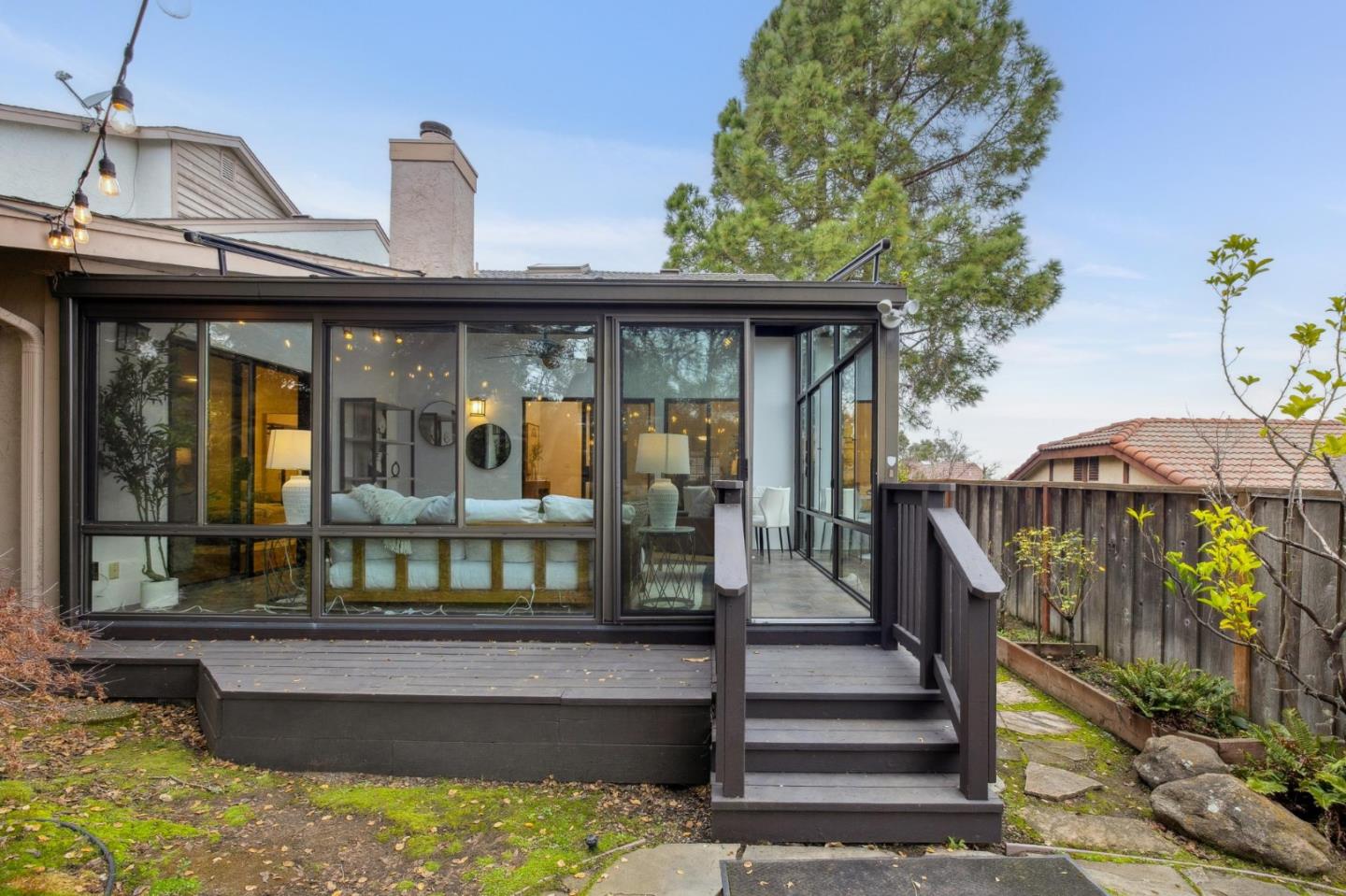 Detail Gallery Image 29 of 41 For 1637 Toyon Ct, San Mateo,  CA 94403 - 2 Beds | 2 Baths