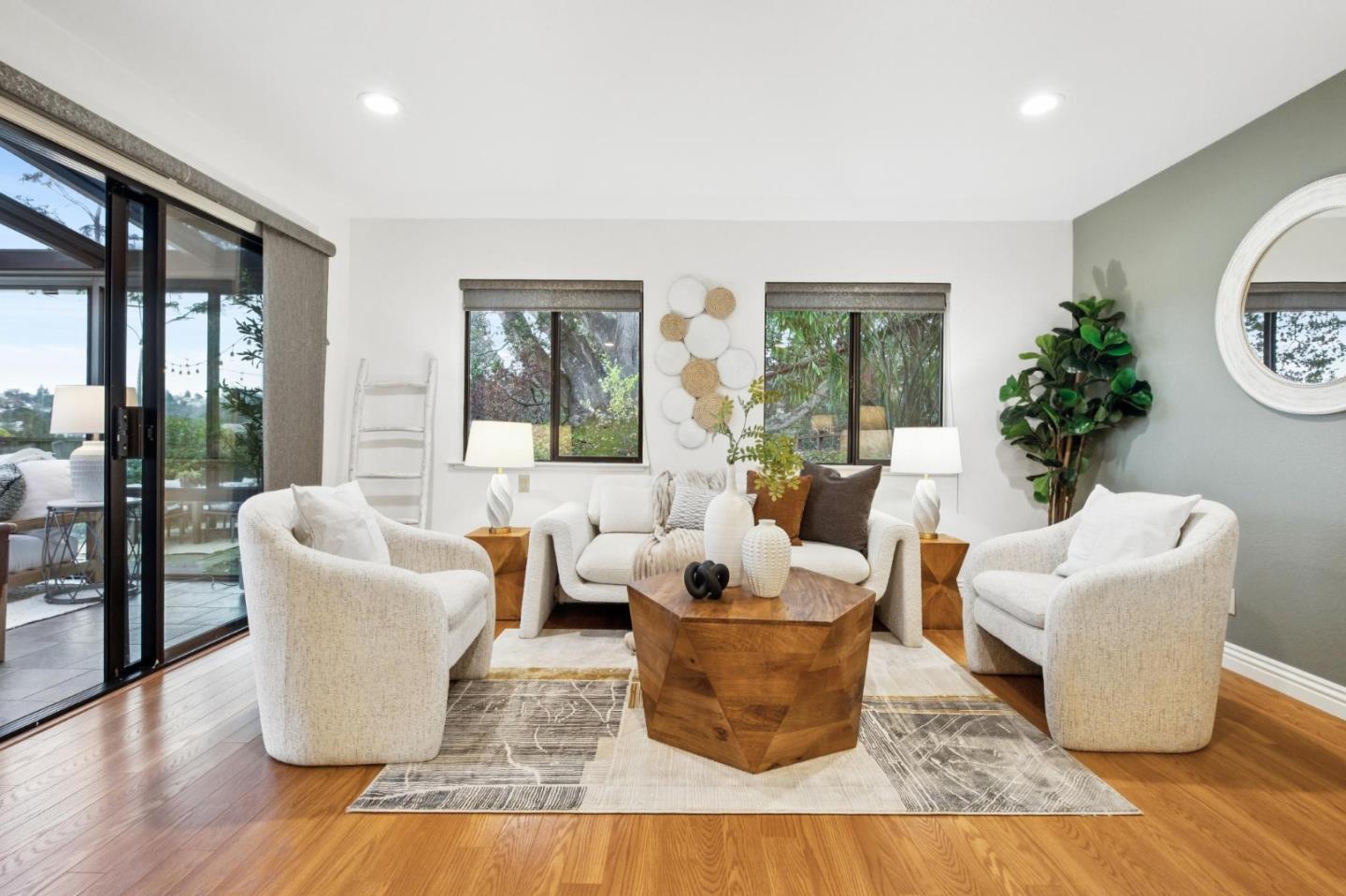 Detail Gallery Image 32 of 41 For 1637 Toyon Ct, San Mateo,  CA 94403 - 2 Beds | 2 Baths