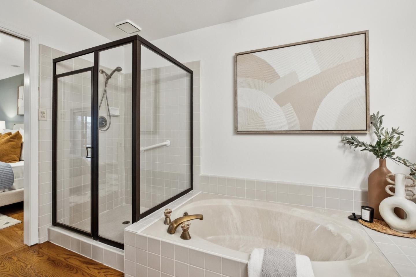 Detail Gallery Image 34 of 41 For 1637 Toyon Ct, San Mateo,  CA 94403 - 2 Beds | 2 Baths