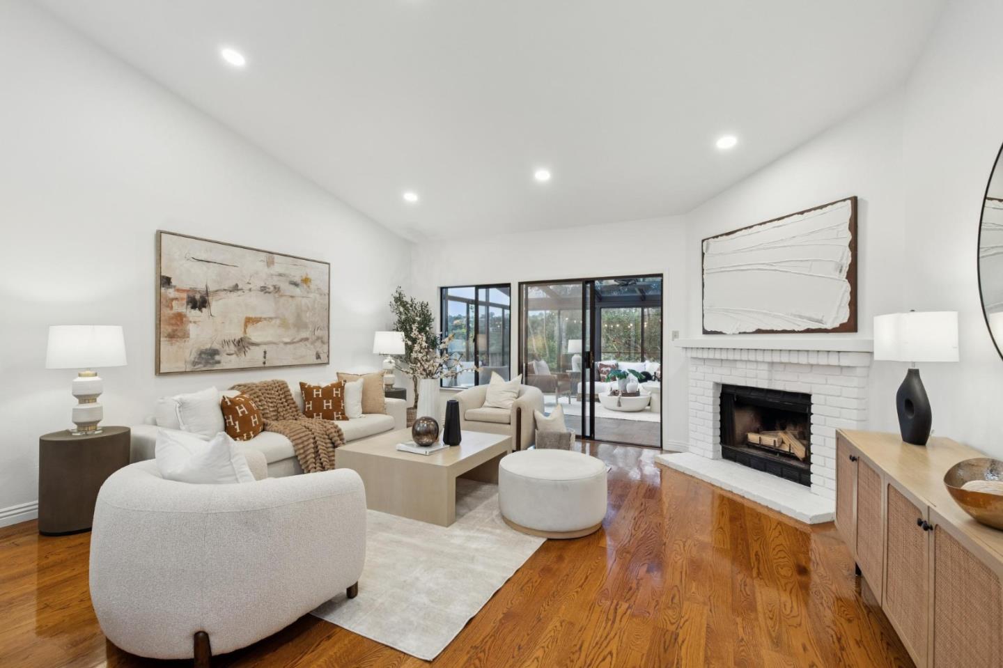 Detail Gallery Image 7 of 41 For 1637 Toyon Ct, San Mateo,  CA 94403 - 2 Beds | 2 Baths