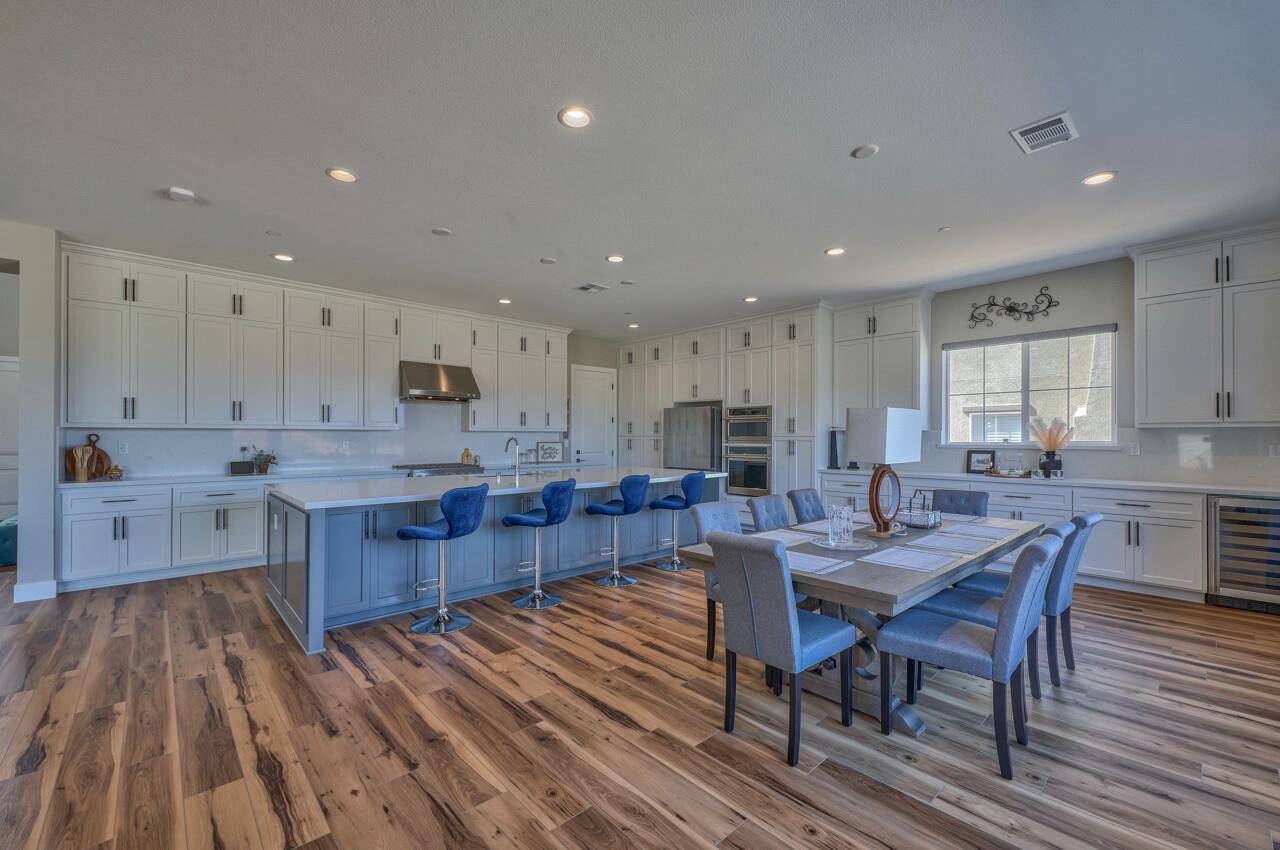 Detail Gallery Image 11 of 34 For 1763 Fairway Dr, Seaside,  CA 93955 - 4 Beds | 4/1 Baths